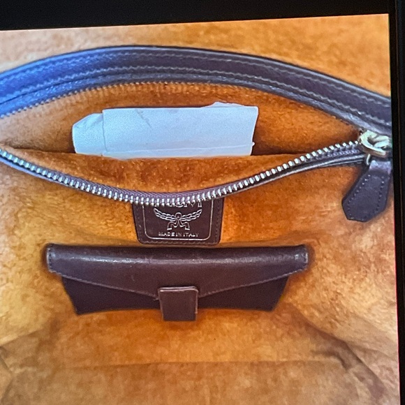 Vintage MCM Plum Leather Hobo Bag RARE with COA - Picture 5 of 7